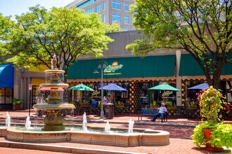 Array at West Alex in Alexandria, VA - Foto de edificio - Building Photo