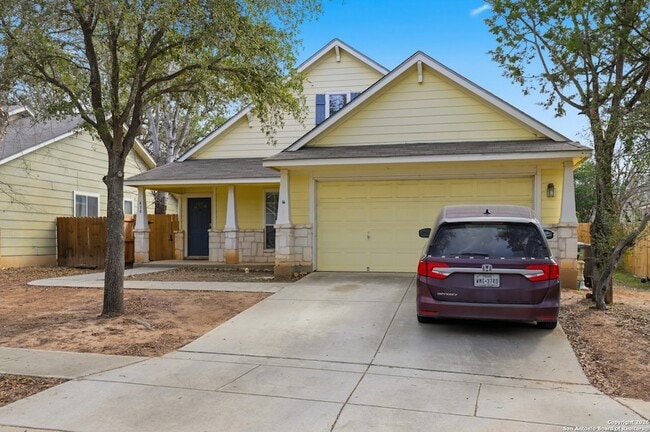 414 Willow Grove Dr in San Antonio, TX - Building Photo - Building Photo