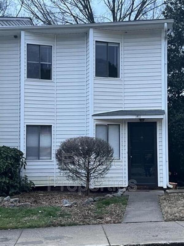 property at 1411 Foxwood Dr