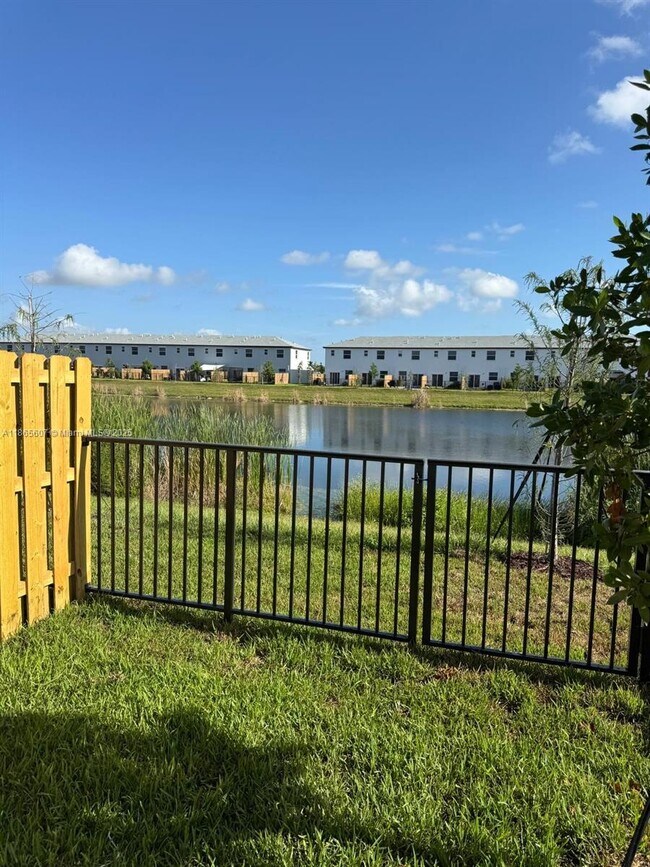 17851 SW 359th St in Homestead, FL - Building Photo - Building Photo