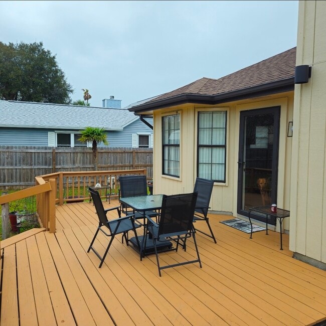 2253 Kerra Ln in Navarre, FL - Building Photo - Building Photo