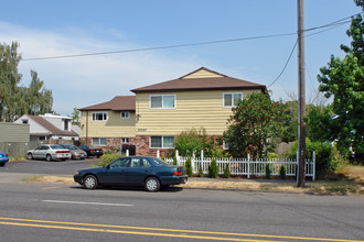 2335-2353 N Lombard St in Portland, OR - Building Photo - Building Photo