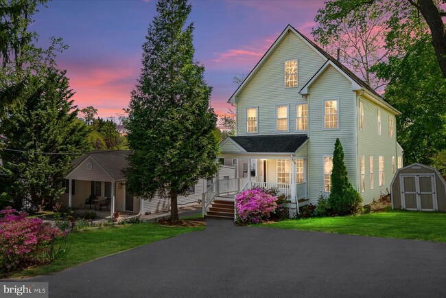 property at 11109 Hillsdale Dr