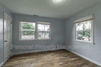 229 Mill St in Ridgefield, WA - Building Photo - Building Photo
