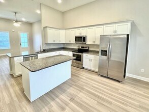 8756 Windstone Est Dr-Unit -1 in Millington, TN - Building Photo - Building Photo