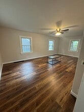 809 Vine St, Unit Bedroom 2 in West Lafayette, IN - Building Photo - Building Photo