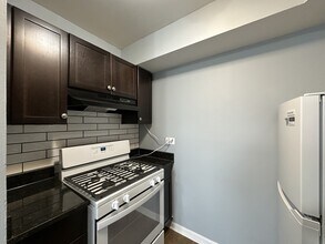 9620 Ivanhoe Ave in Schiller Park, IL - Building Photo - Building Photo