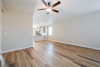 18338 E 93rd Pl in Commerce City, CO - Building Photo - Building Photo