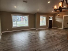 171 SW Jefferson Rd in Grants Pass, OR - Building Photo - Building Photo