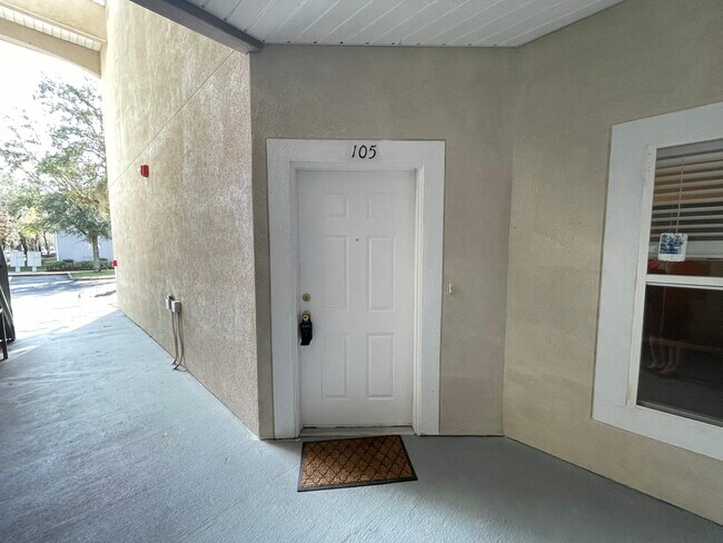 6081 Maggies Cir in Jacksonville, FL - Building Photo - Building Photo
