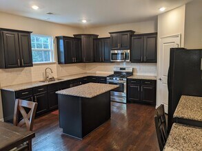 422 Holly Blossom Dr in Durham, NC - Building Photo - Building Photo