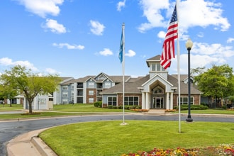 Pebble Creek Apartments in Mustang, OK - Building Photo - Building Photo