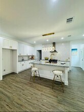 1621 Wellington St in Houston, TX - Building Photo - Building Photo