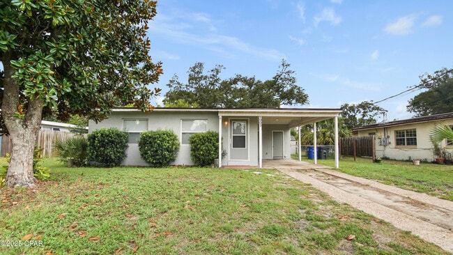 property at 1903 Palmetto Ave