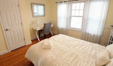 60 Litchfield St, Unit 2 in Boston, MA - Building Photo - Building Photo