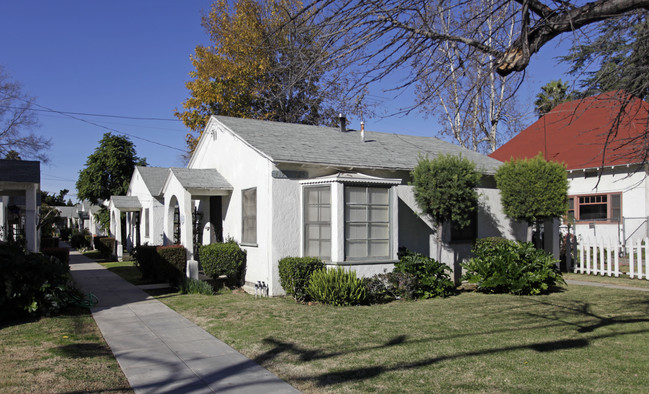 413 N Vine Ave in Ontario, CA - Building Photo - Building Photo