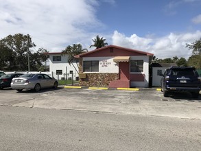 1206 N 22nd Ave in Hollywood, FL - Building Photo - Other