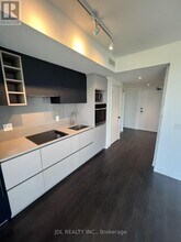 319-3319 Jarvis St in Toronto, ON - Building Photo - Building Photo
