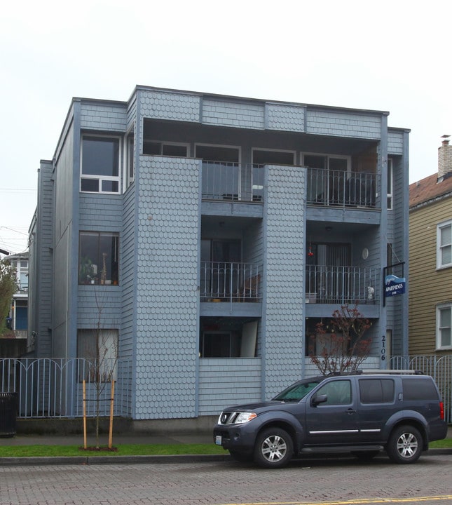 Bayview Apartments in Tacoma, WA - Foto de edificio