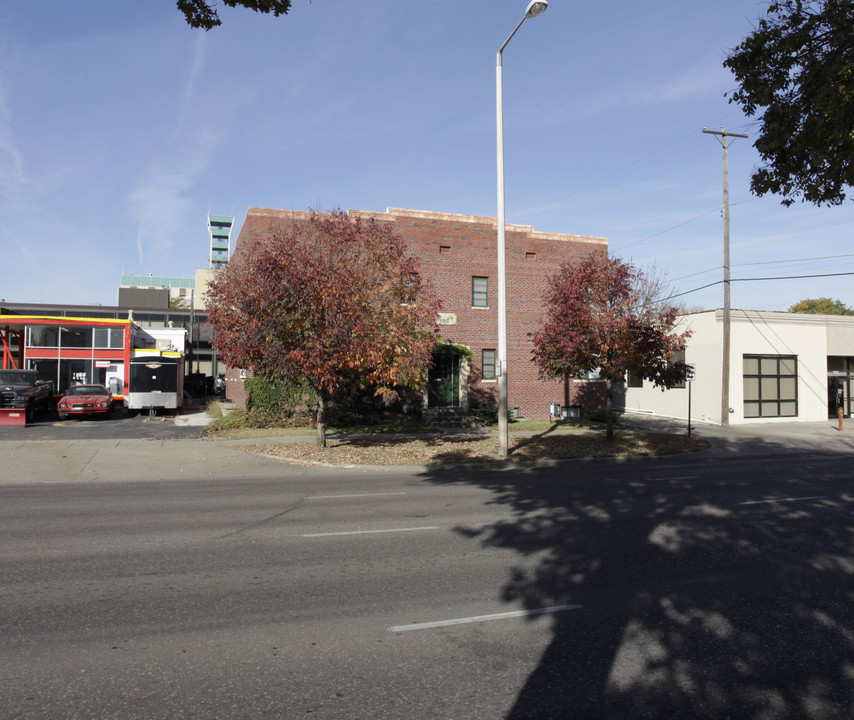 227 S 17th St in Lincoln, NE - Building Photo