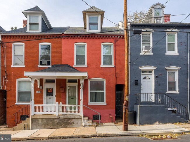 property at 524 Howard Ave