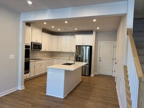 13622 Innovation Station Loop in Herndon, VA - Building Photo - Building Photo