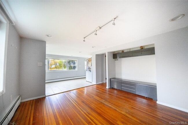 property at 126 Tanglewylde Rd