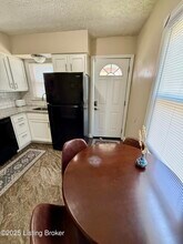 2402 Bradley Ave in Louisville, KY - Building Photo - Building Photo