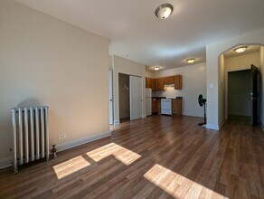 1746 N Humboldt Blvd, Unit 307 in Chicago, IL - Building Photo - Building Photo