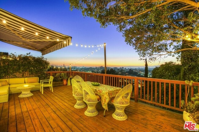 property at 1563 Lucretia Ave