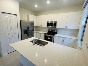 23141 SW 131st Ave in Goulds, FL - Building Photo - Building Photo