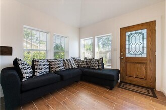 2318 Santa Rosa St in Austin, TX - Building Photo - Building Photo