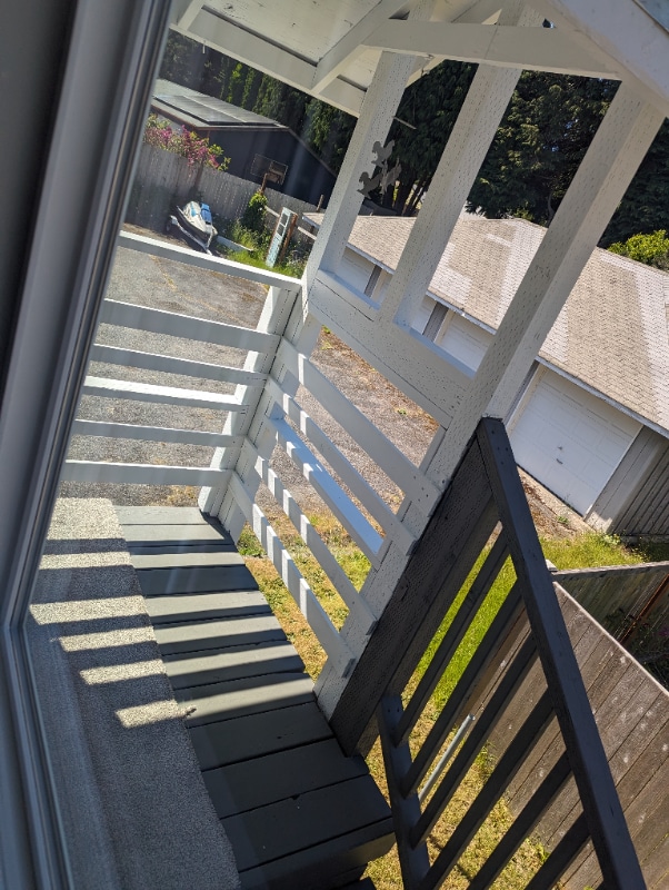 2010 Dickinson Ave NW, Unit 2012 Dickinson Ave NW O in Olympia, WA - Building Photo - Building Photo