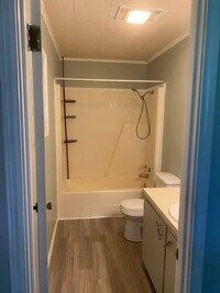 105 Simon Latour Rd - 24