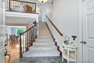 17521 Hada Dr in San Diego, CA - Foto de edificio - Building Photo