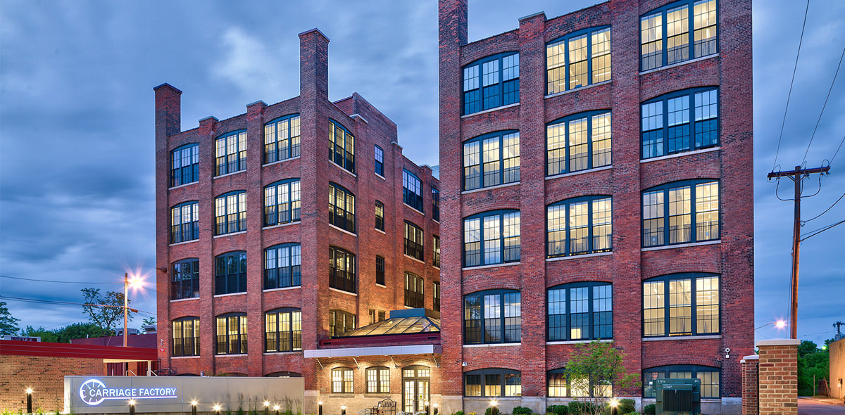 Carriage Factory Apartments in Rochester, NY - Foto de edificio