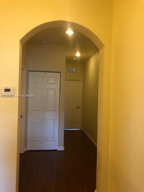 3384 W 90th St in Hialeah, FL - Building Photo