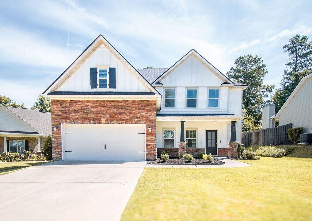 1609 Lindley Ln in Evans, GA - Building Photo