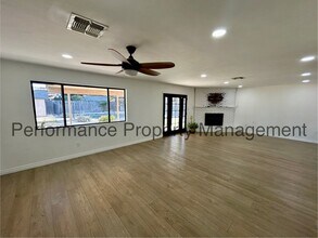 7501 Lucille Ave in Bakersfield, CA - Building Photo - Building Photo