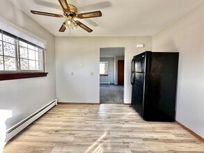 1886 Murphy Woods Rd in Beloit, WI - Building Photo - Building Photo