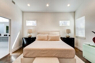 2715 Zaragosa St in Austin, TX - Building Photo - Building Photo