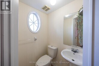 113 Highhill Dr in Toronto, ON - Building Photo - Building Photo