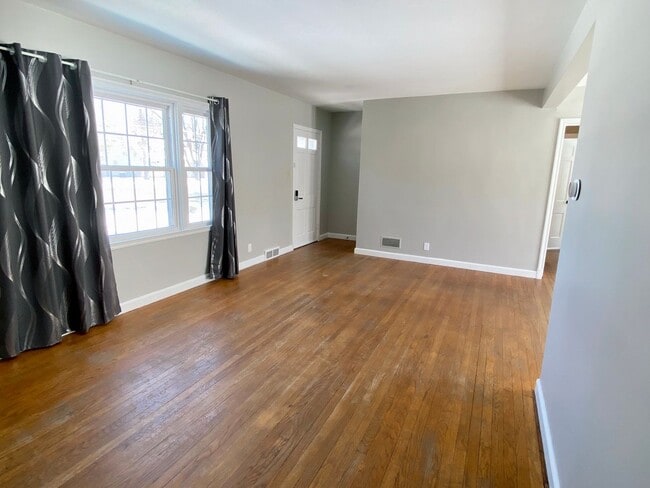 1411 Grand Ave in Ames, IA - Building Photo - Building Photo