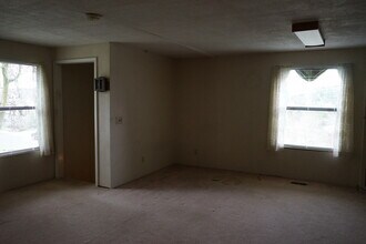 14017 NW 43rd Ave in Vancouver, WA - Building Photo - Building Photo