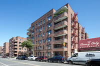 99-12 65th Ave in Rego Park, NY - Building Photo - Primary Photo