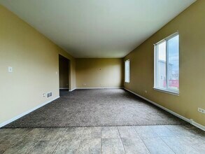 408 Clifton Ln in Bolingbrook, IL - Building Photo - Building Photo