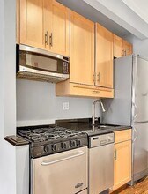 40 Avenue B, Unit 4W in New York, NY - Foto de edificio - Building Photo