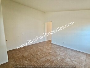 7669 W August Moon Pl in Tucson, AZ - Building Photo - Building Photo