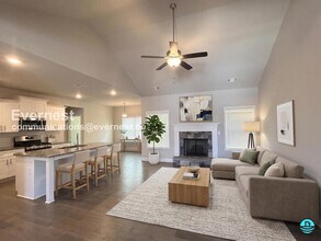 8395 Loch Lomand Ln in Winston, GA - Building Photo - Building Photo