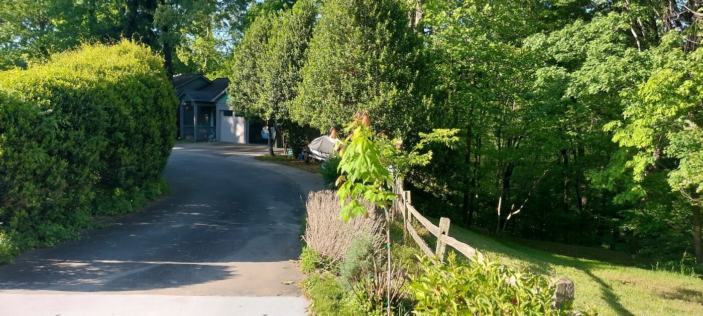 1600 Woodland Way, Unit Lakeside furnished 1 bedr in Gainesville, GA - Building Photo